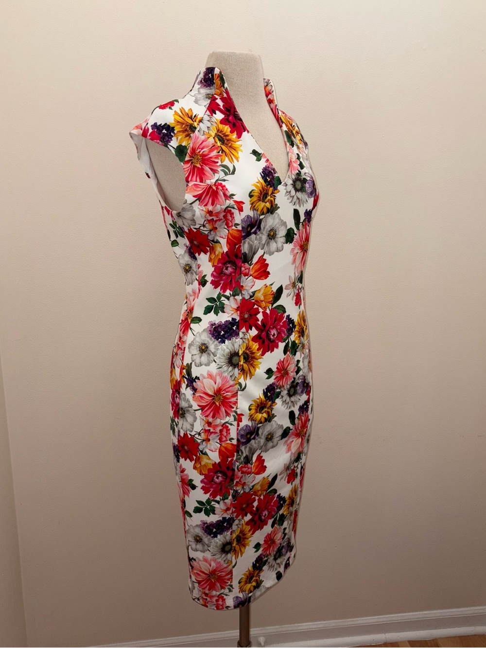 Alexia Admor NEW Floral Cap Sleeve Midi Dress Size Medium Cocktail Vacation - Picture 8 of 16